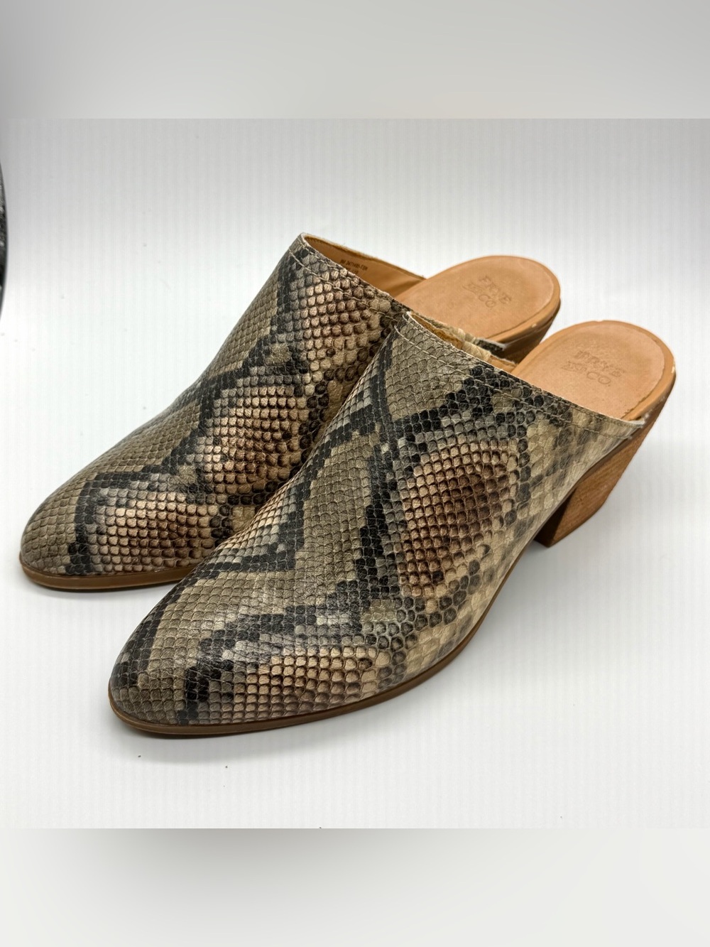 FRYE Snakeskin Leather Slip-on Jacy Heeled Mules size 9